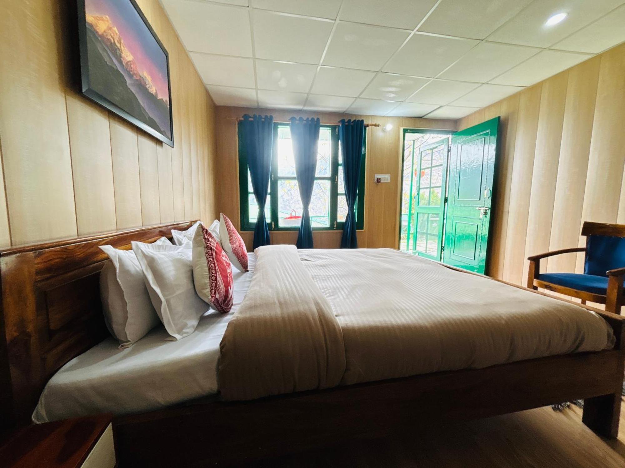Himalayan High, Auli, By Himalayan Eco Lodges Joshīmath Exterior foto