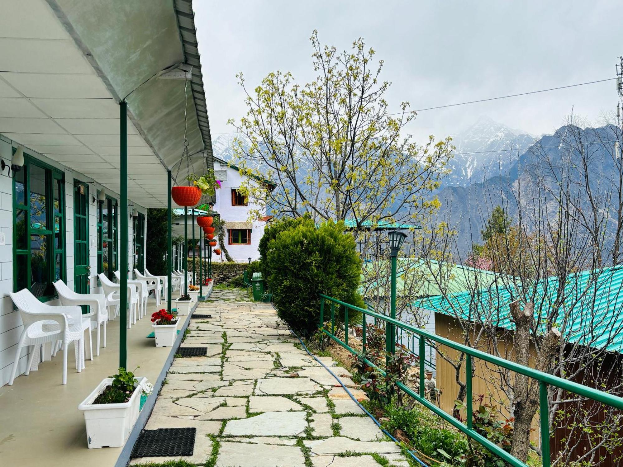 Himalayan High, Auli, By Himalayan Eco Lodges Joshīmath Exterior foto